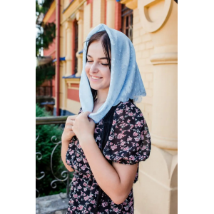 Хустка жіноча ніжна з шифону модна з текстурним візерунком однотонний колір блакитний 68*68 см. Photo 3